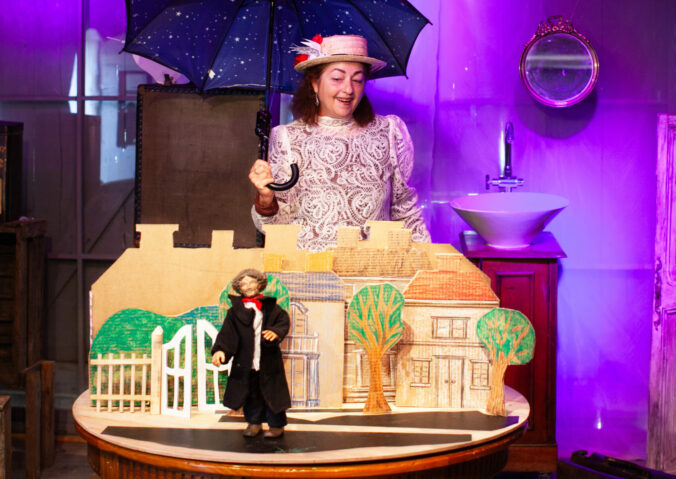 Mary Poppins